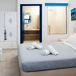 Bed & Breakfast Roula & Perissa (Santorini)