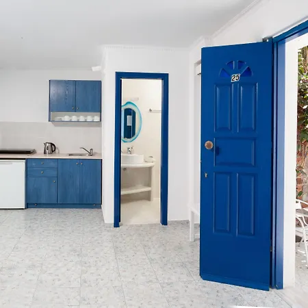 Bed & Breakfast Roula & Perissa (Santorini)