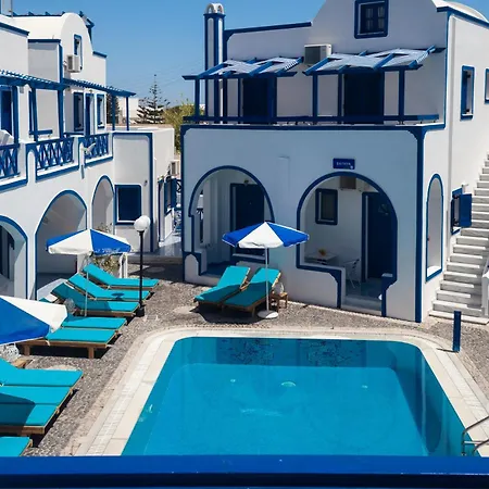 Roula & Oda ve Kahvaltı Perissa (Santorini)