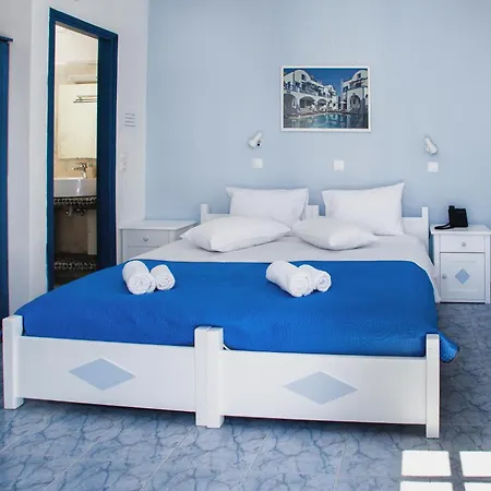 Roula & Perissa (Santorini)