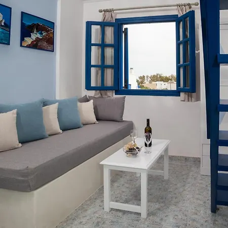 Bed & Breakfast Roula & Perissa (Santorini)