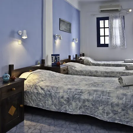 Roula & Perissa (Santorini)