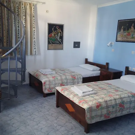 Roula & Nocleg ze śniadaniem Perissa (Santorini)
