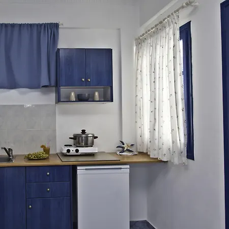 ベッド・アンド・ブレックファスト Roula & 3*