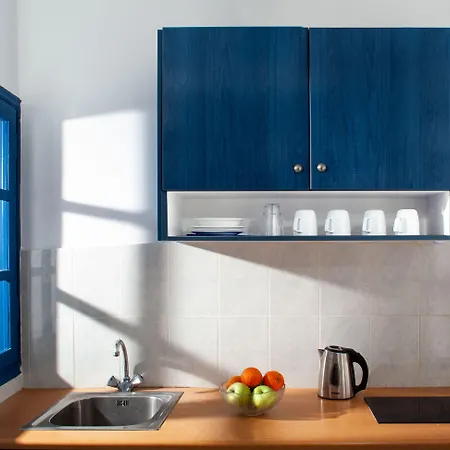 Roula & ベッド・アンド・ブレックファスト 3*