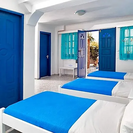 Roula & Perissa (Santorini)