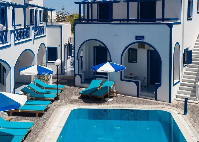 Roula & Bed & Breakfast Perissa (Santorini)