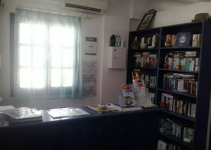 Roula & Perissa (Santorini)