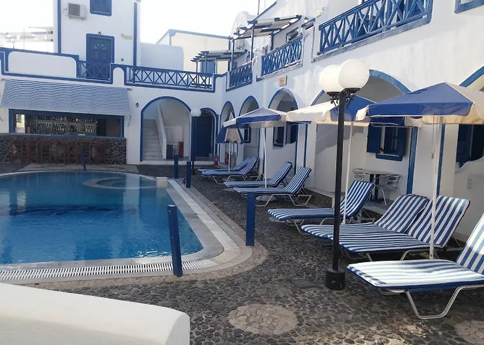 Oda ve Kahvaltı Roula & Perissa (Santorini)