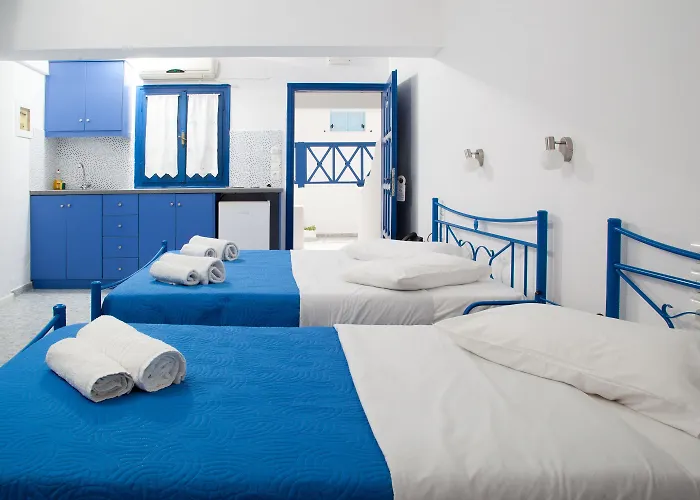 Oda ve Kahvaltı Roula & Perissa (Santorini)