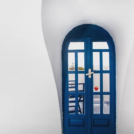 Roula & فندق مبيت وإفطار 3*