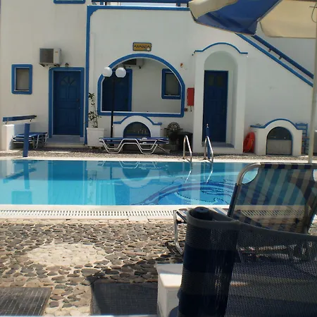 فندق مبيت وإفطار Roula &