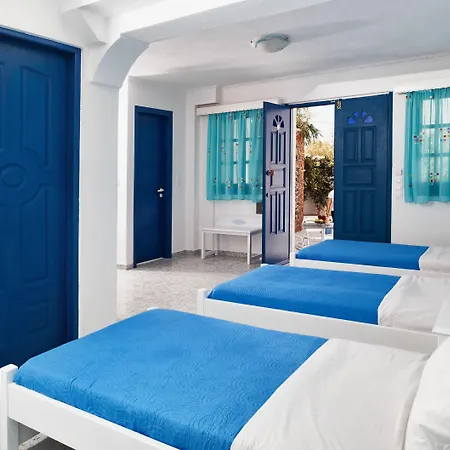 Roula & فندق مبيت وإفطار 3*